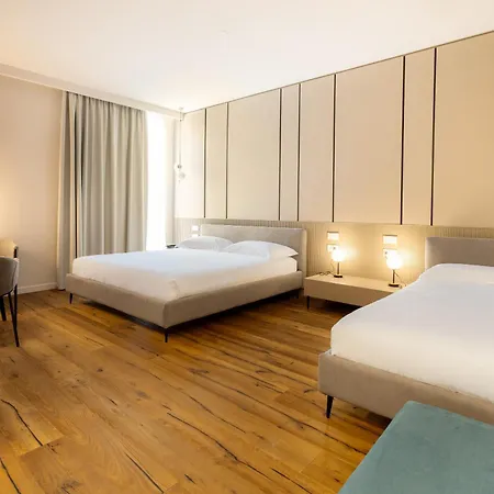 Hotel Kt Exclusive 3*